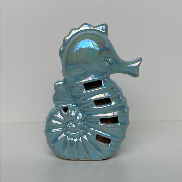 Decorative Mermaid and Seahorse Figures - Picture 8 of 13